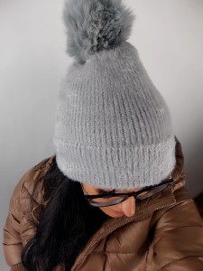 ZIMOWA CZAPKA  NITKA  SZARA